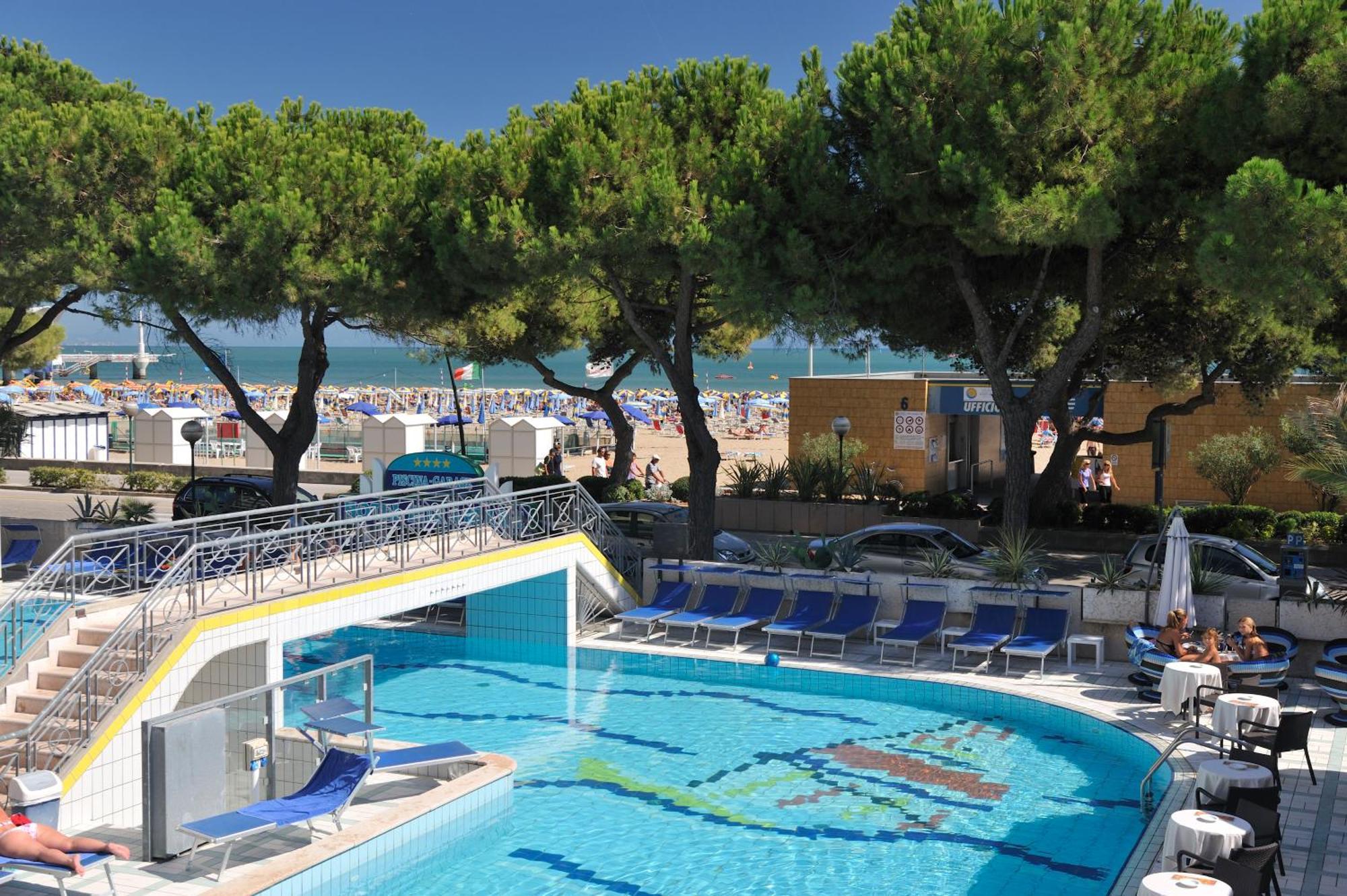 Hotel Miramare Lignano Sabbiadoro Dış mekan fotoğraf
