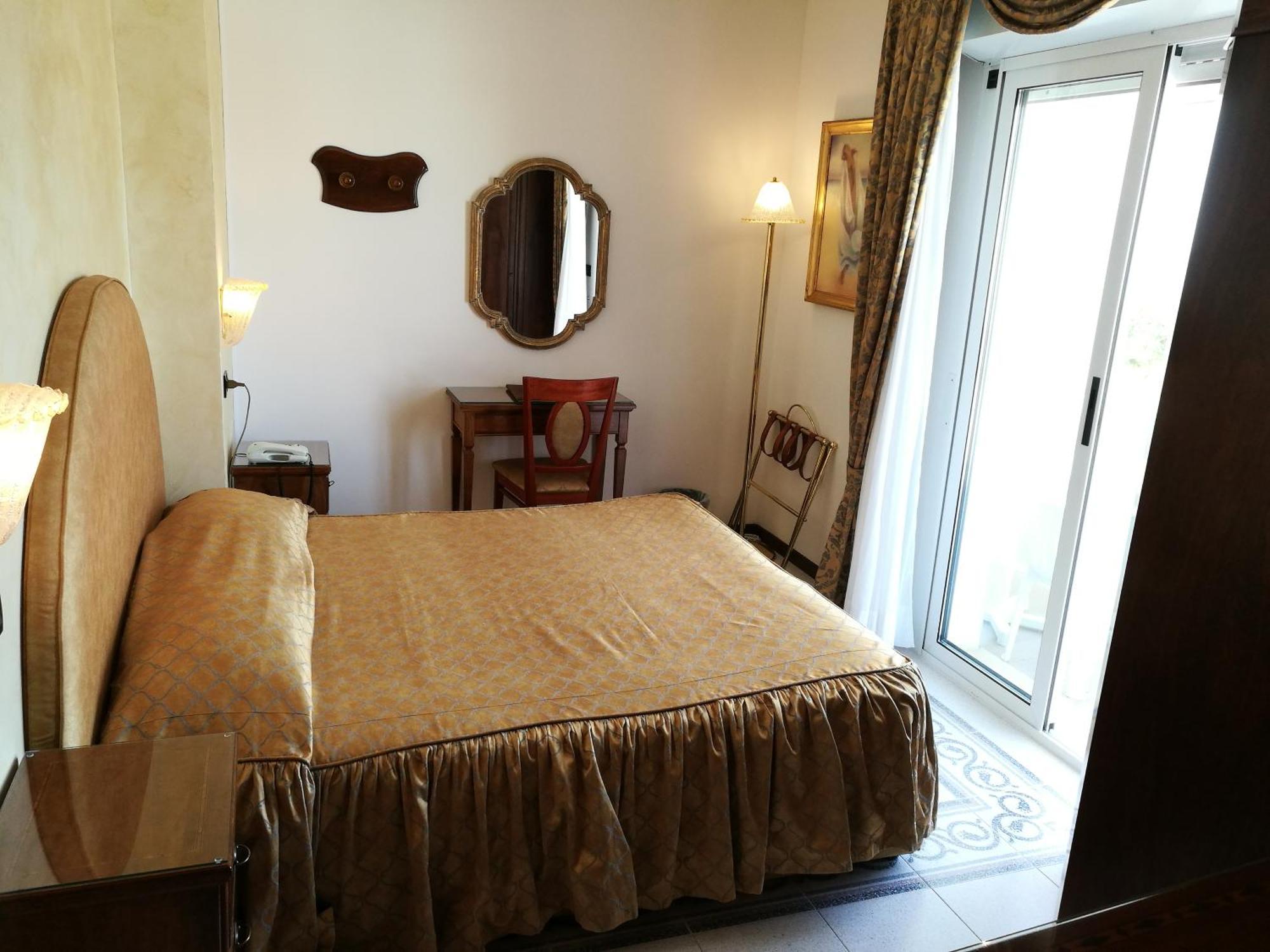 Hotel Miramare Lignano Sabbiadoro Dış mekan fotoğraf