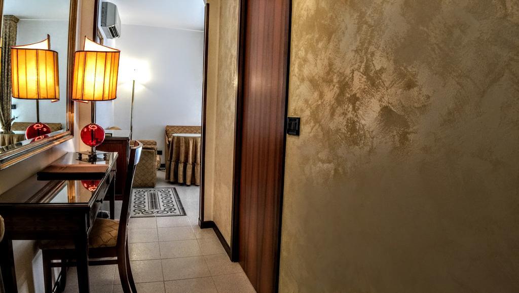 Hotel Miramare Lignano Sabbiadoro Dış mekan fotoğraf