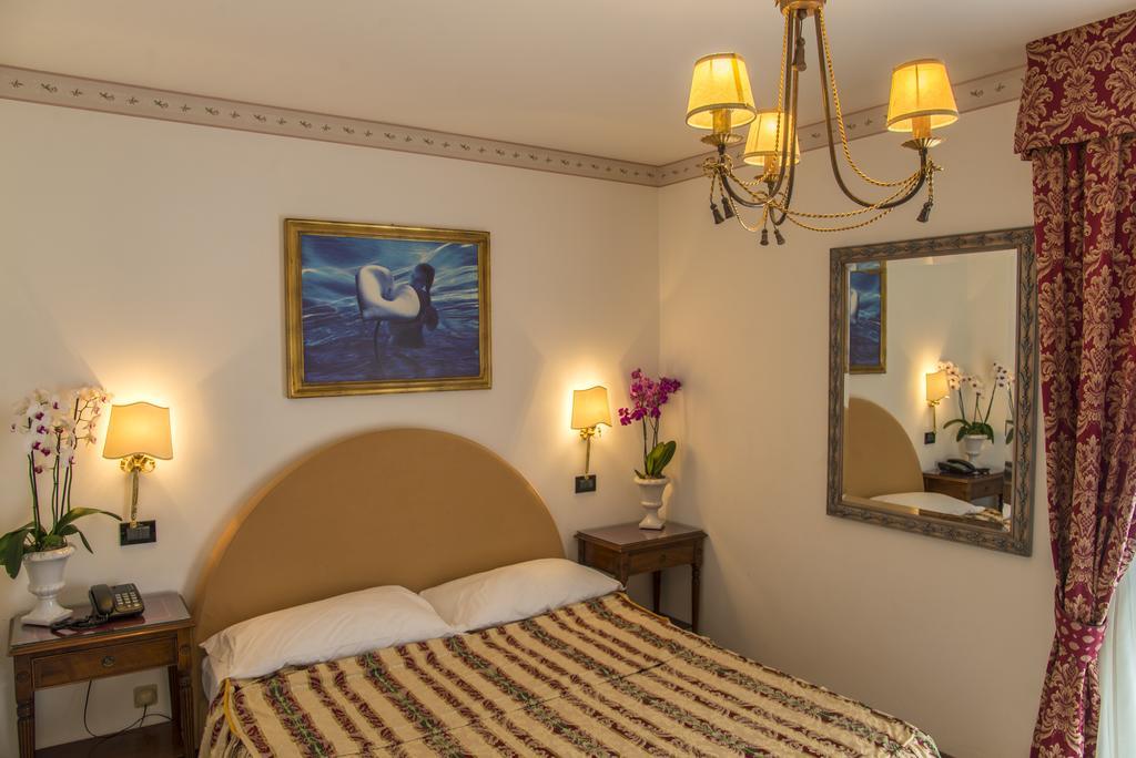 Hotel Miramare Lignano Sabbiadoro Dış mekan fotoğraf