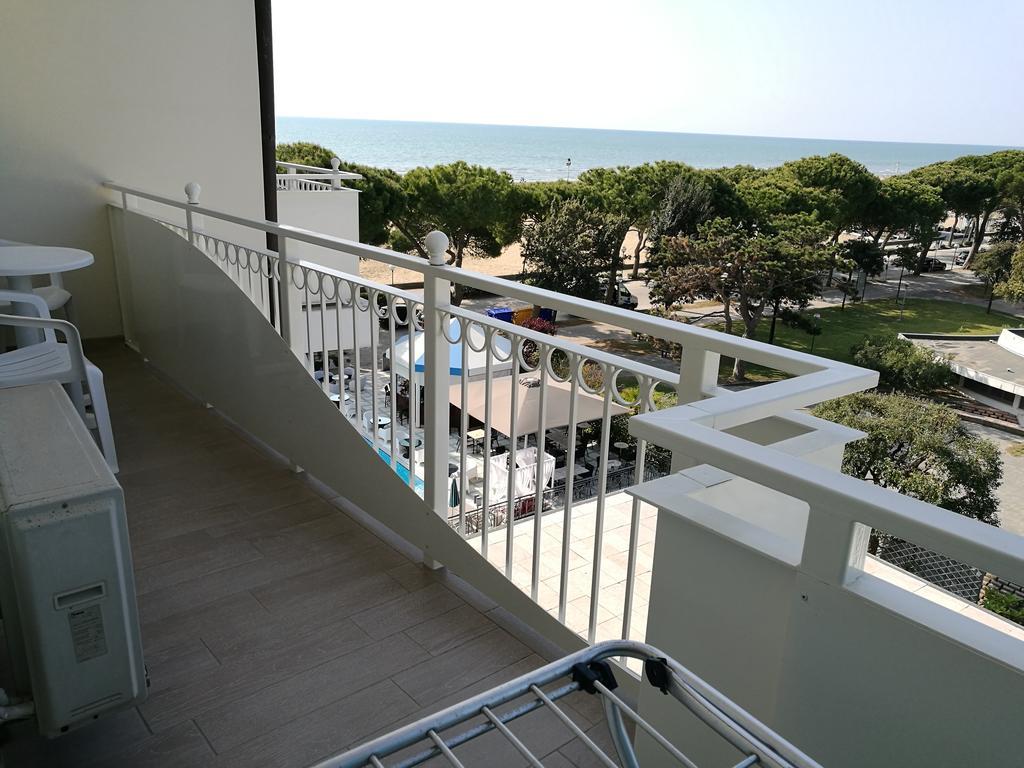 Hotel Miramare Lignano Sabbiadoro Dış mekan fotoğraf
