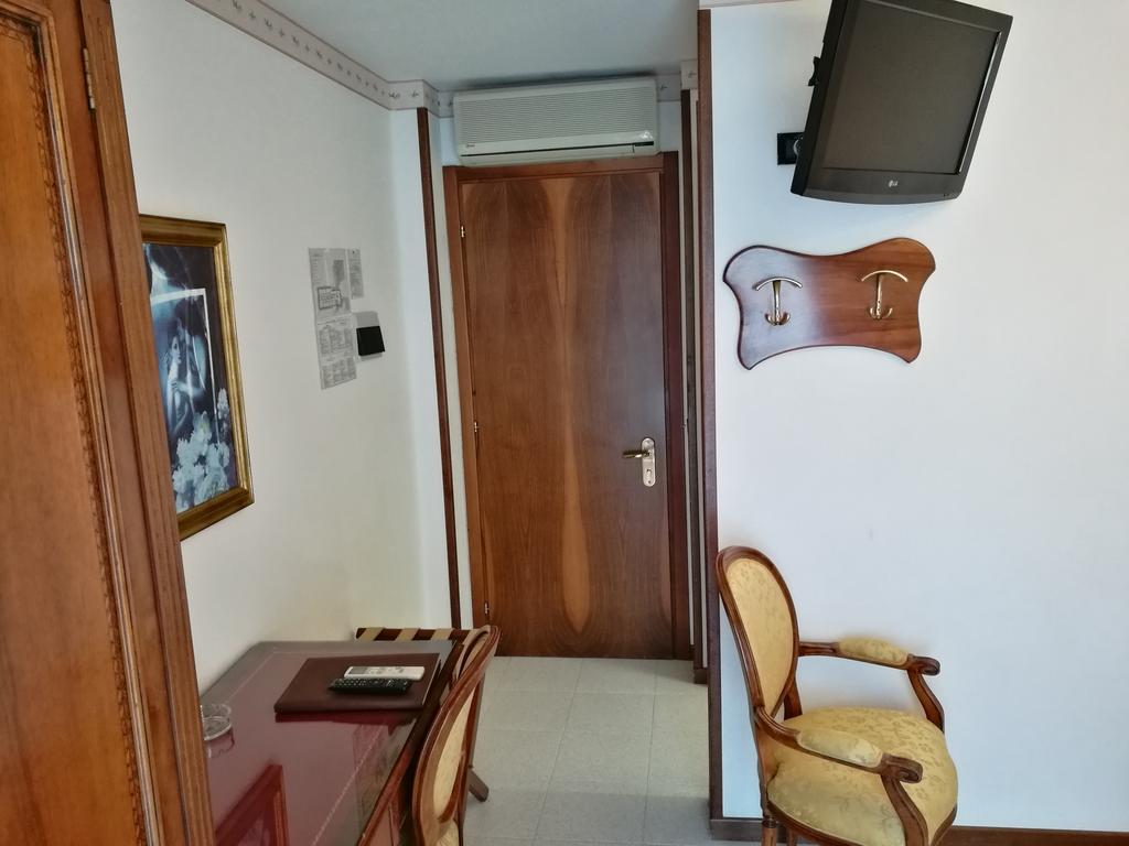 Hotel Miramare Lignano Sabbiadoro Dış mekan fotoğraf