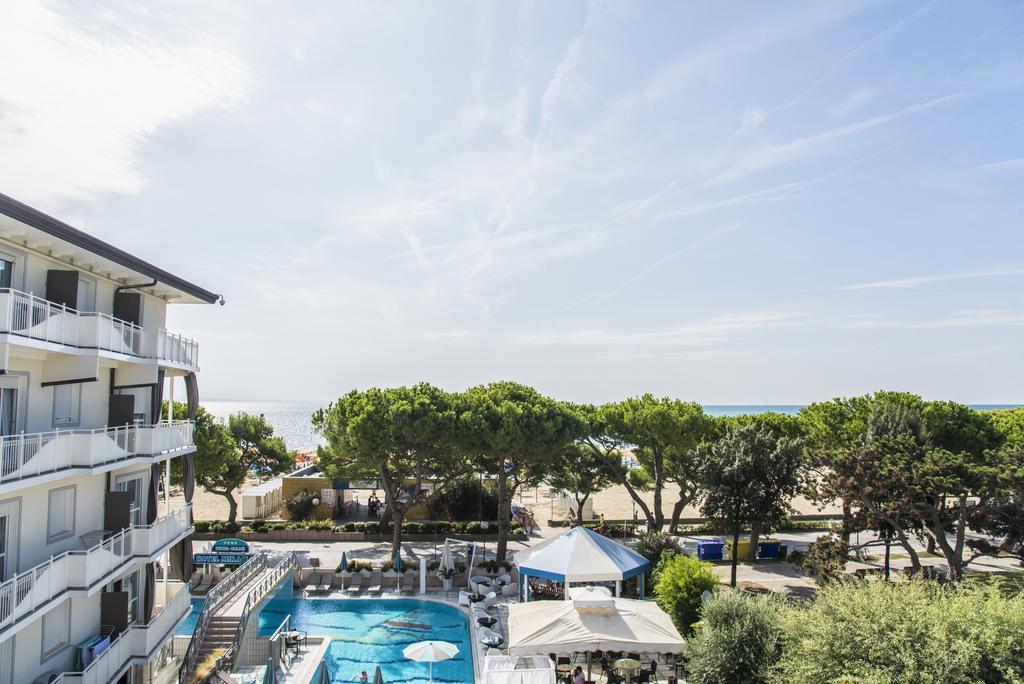 Hotel Miramare Lignano Sabbiadoro Dış mekan fotoğraf