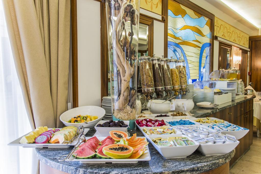 Hotel Miramare Lignano Sabbiadoro Dış mekan fotoğraf